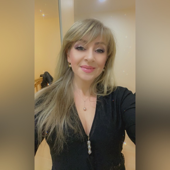 Going live12ΡΡ Share show enter Giveaway Gucci LV wallet$75 entry an purchase - Picture 5 of 16